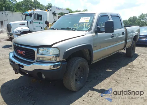 2002 GMC Sierra 2500Hd Sl/Sle/Standard z USA, uszkodzony, nr VIN 1GTHK23102F155693